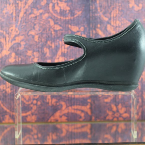 CAMPER Black Leather Mary Jane Wedges - Picture 6 of 16